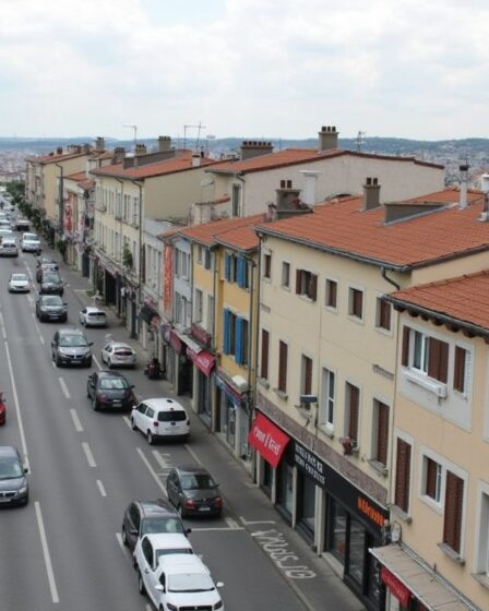 Nîmes : Quels quartiers éviter pour un séjour serein et sécurisé ?